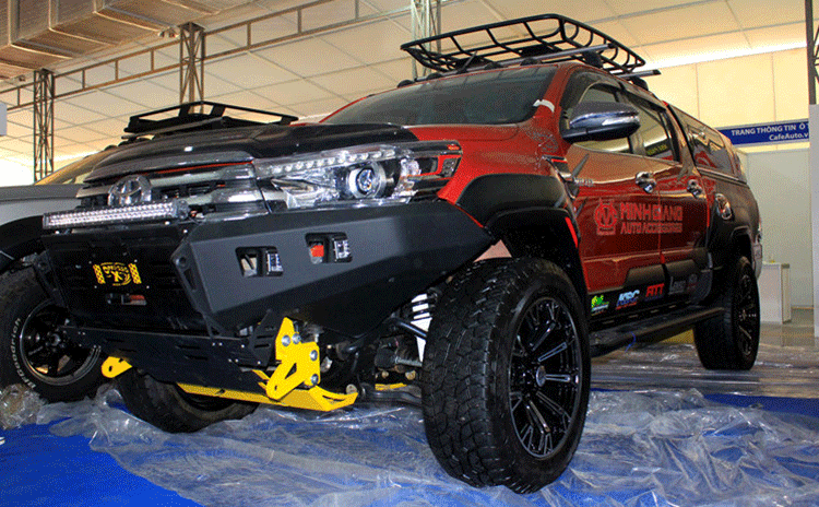 do-xe-toyota-hilux-1